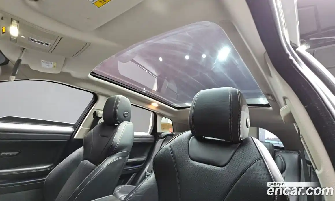 Land Rover Range-Rover Evoque 2018 2.0 Автомат в Москве № 213487, фото 17