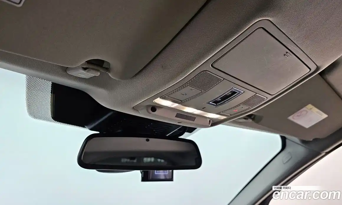 Land Rover Discovery Sport 2018 2.0 Автомат в Москве № 213724, фото 17