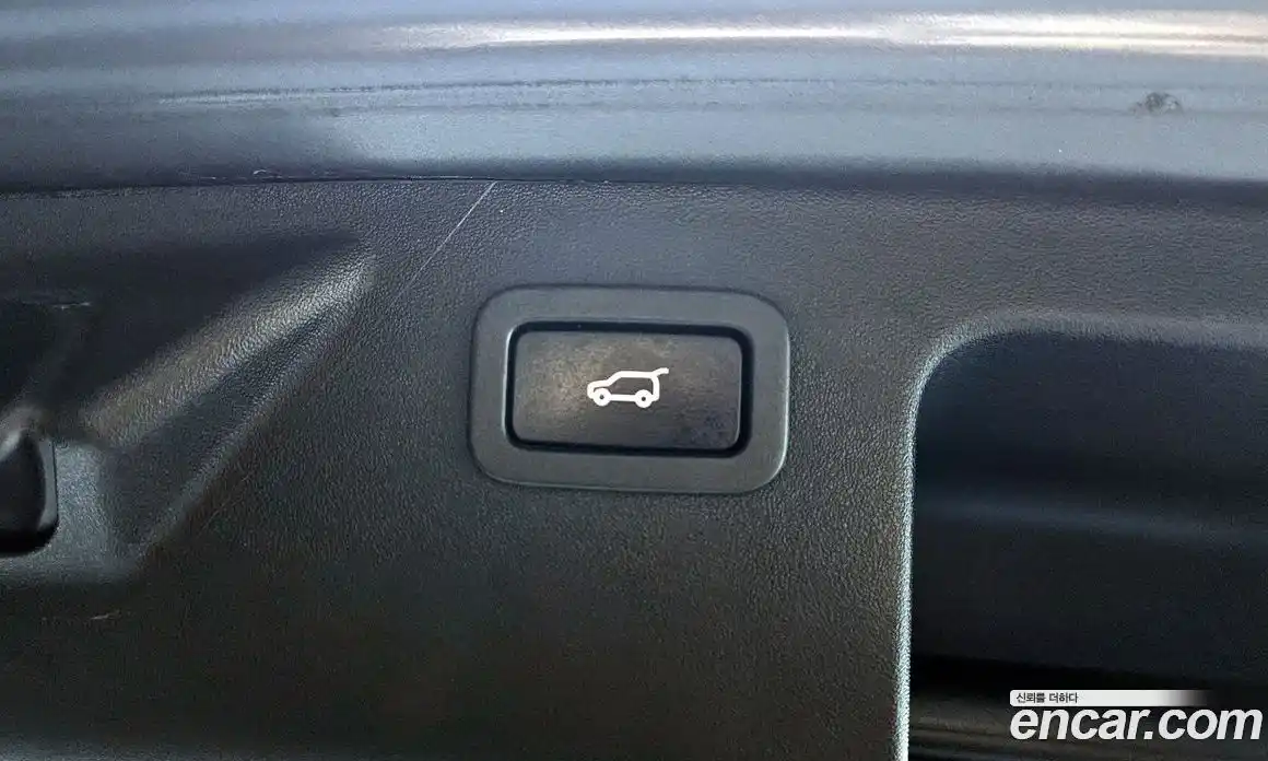 Land Rover Discovery Sport 2018 2.0 Автомат в Москве № 213724, фото 8