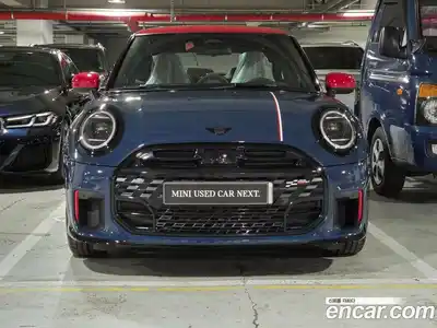 Mini Cooper 2025 2.0 Автомат в Москве № 213916, миниатюра 3