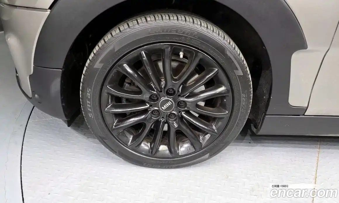 Mini Clubman 2018 2.0 Автомат в Москве № 214315, фото 12