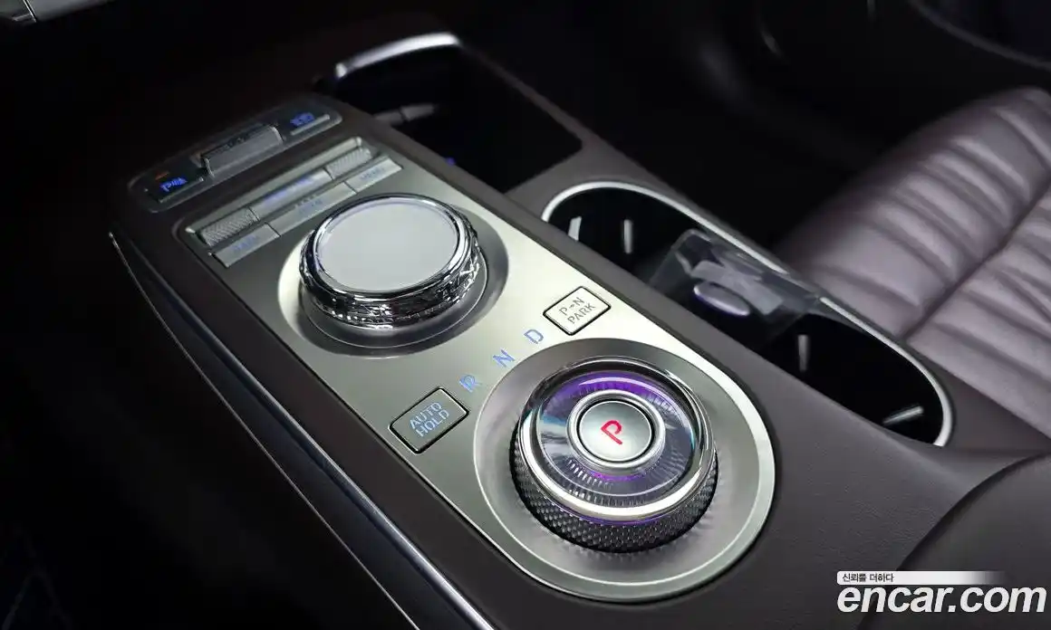 Genesis GV70 2021 2.2 Автомат в Москве № 21501, фото 9