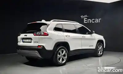 Jeep Cherokee 2021 2.4 Автомат в Москве № 215429, миниатюра 2