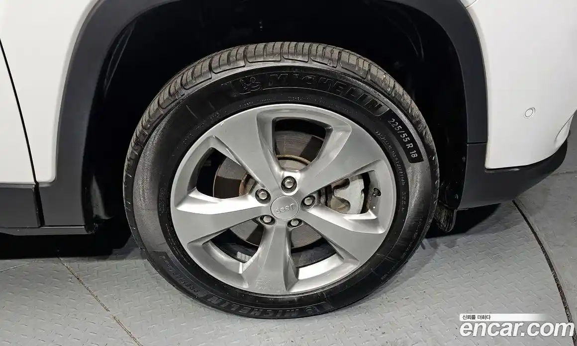 Jeep Cherokee 2021 2.4 Автомат в Москве № 215429, фото 5