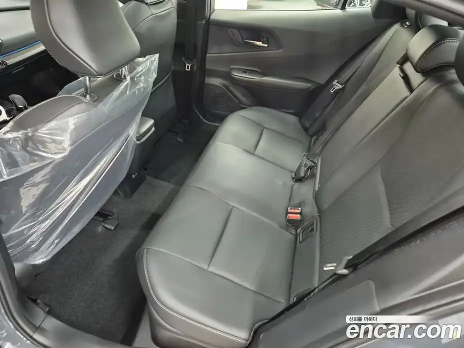 Toyota Prius 2025 2.0 Вариатор в Москве № 215563, фото 12