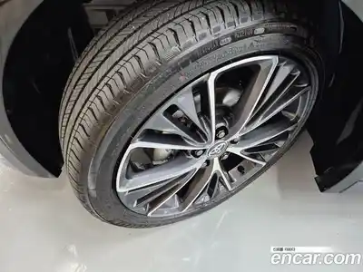 Toyota Prius 2025 2.0 Вариатор в Москве № 215563, миниатюра 5