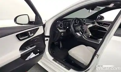 Mercedes-Benz C-Class, 2024