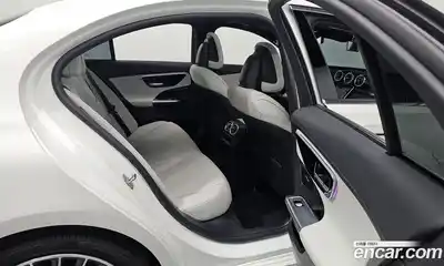 Mercedes-Benz C-Class 2024 2.0 Автомат в Москве № 221742, миниатюра 7