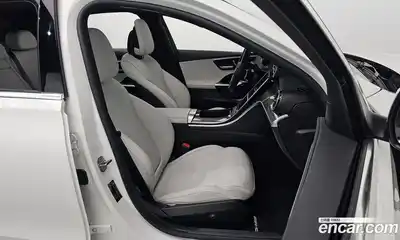 Mercedes-Benz C-Class 2024 2.0 Автомат в Москве № 221742, миниатюра 10