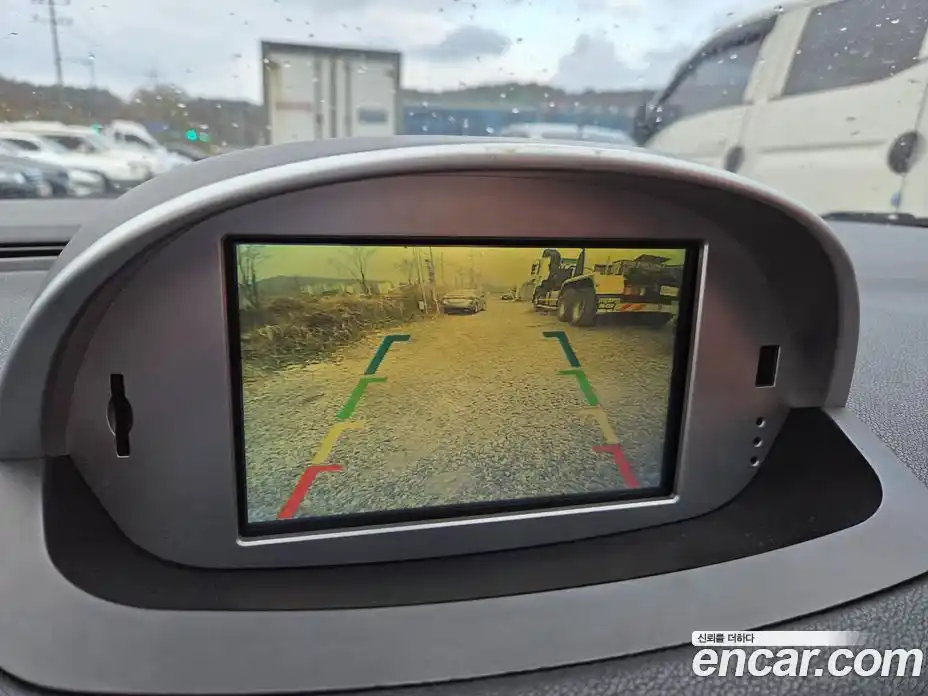 Renault SM3 2010 1.6 Автомат в Москве № 227426, фото 15