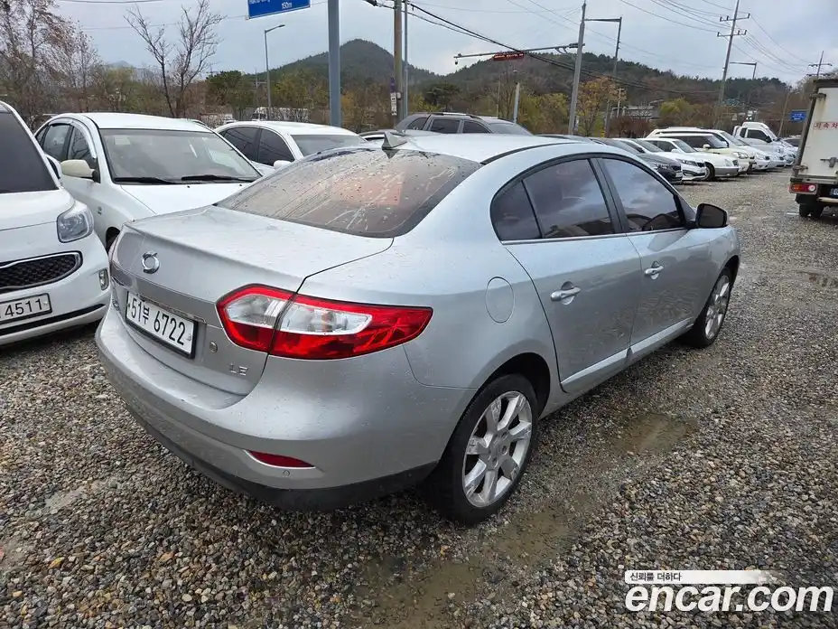 Renault SM3 2010 1.6 Автомат в Москве № 227426, фото 5