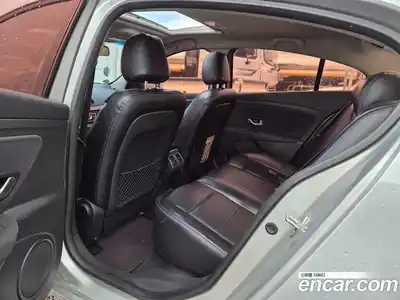 Renault SM3 2010 1.6 Автомат в Москве № 227426, миниатюра 8