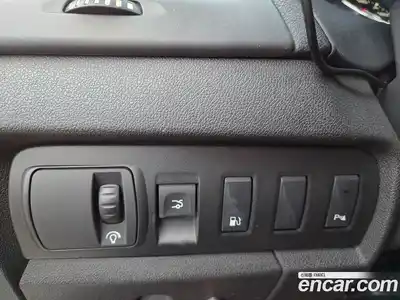 Renault SM3 2010 1.6 Автомат в Москве № 227426, миниатюра 10