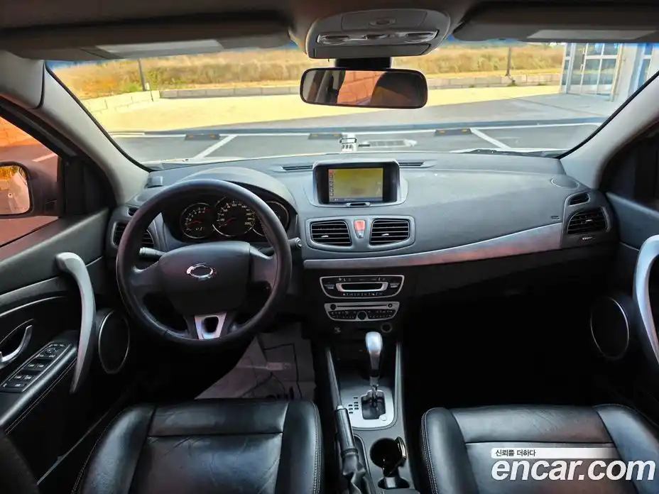 Renault SM3 2011 1.6 Автомат в Москве № 227499, фото 12