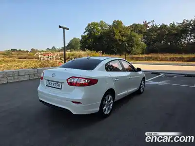 Renault SM3 2011 1.6 Автомат в Москве № 227499, миниатюра 7