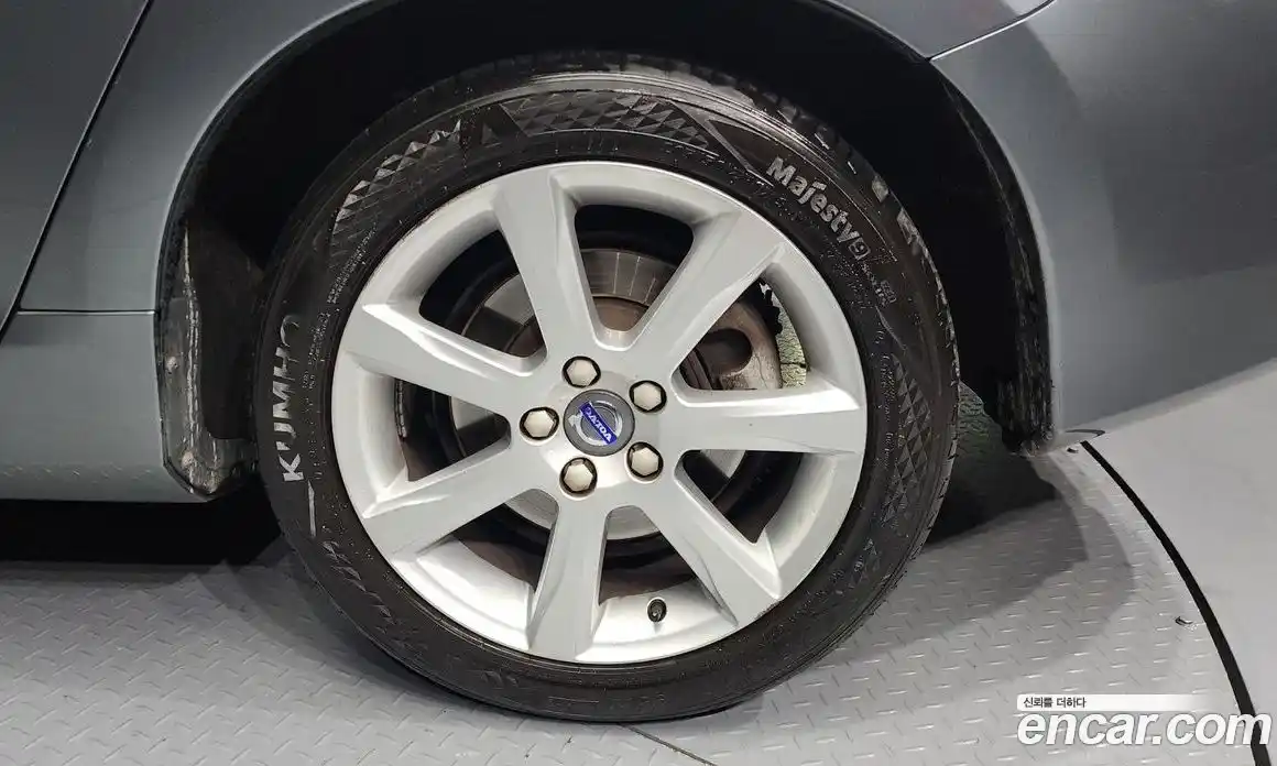 Volvo S60 2018 2.0 Автомат в Москве № 230558, фото 11