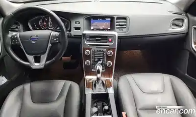 Volvo S60 2018 2.0 Автомат в Москве № 230558, миниатюра 4