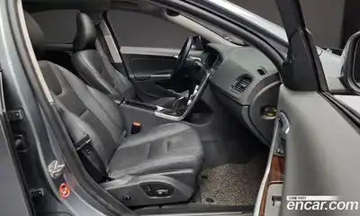 Volvo S60 2018 2.0 Автомат в Москве № 230558, миниатюра 5