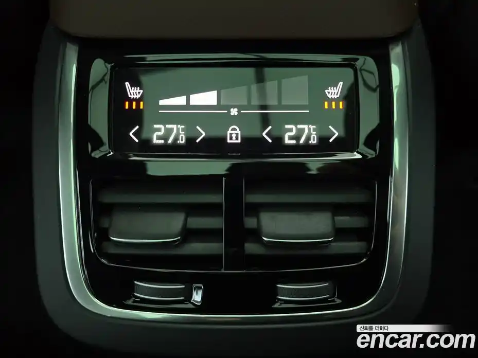 Volvo XC90 2024 2.0 Автомат в Москве № 230797, фото 18