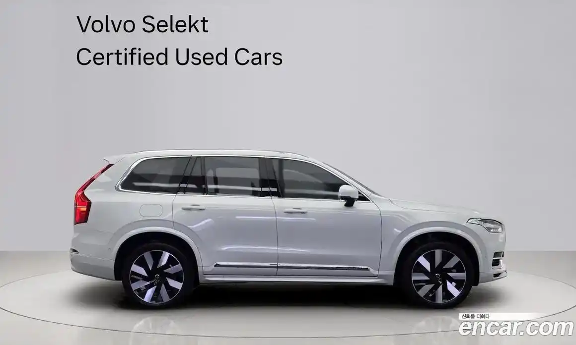 Volvo XC90 2024 2.0 Автомат в Москве № 230797, фото 3