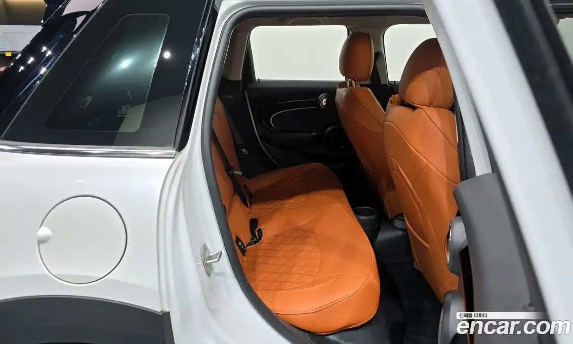 Mini Cooper 2024 1.5 Автомат в Москве № 231417, фото 3