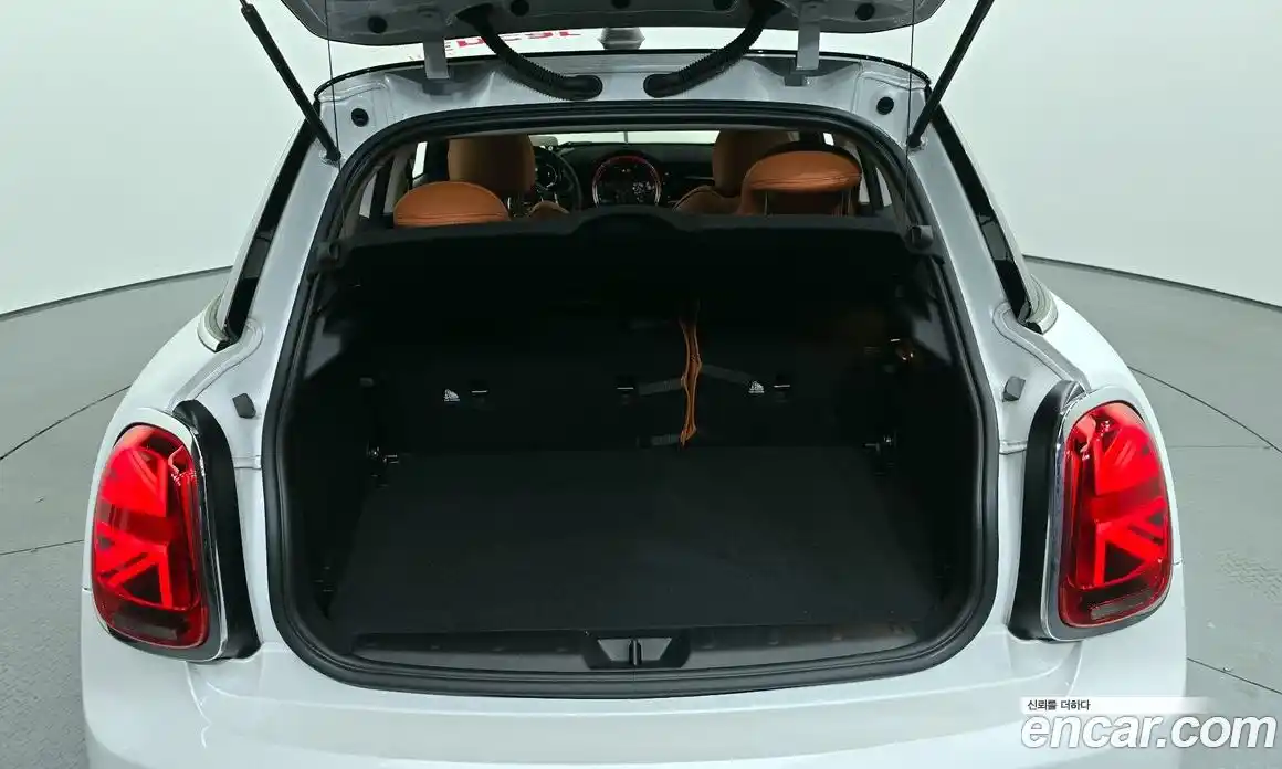 Mini Cooper 2024 1.5 Автомат в Москве № 231417, фото 5