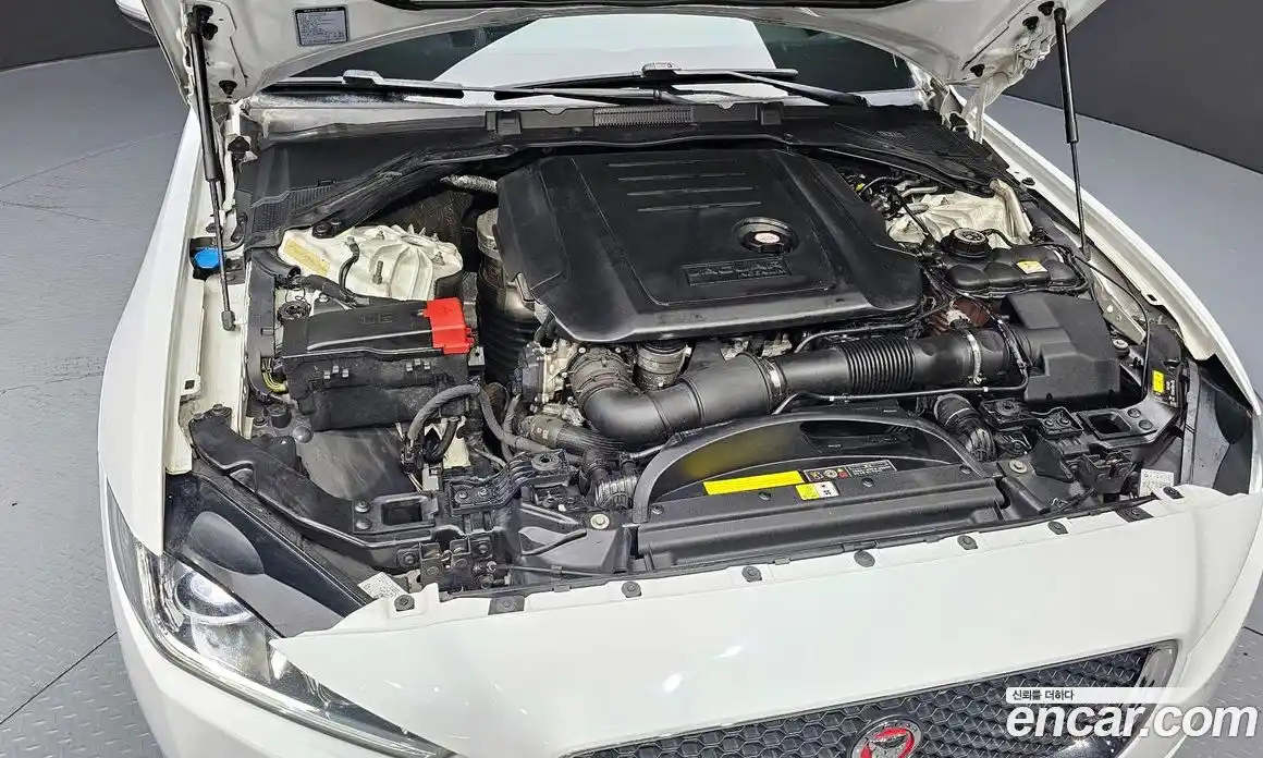 Jaguar XE 2018 2.0 Автомат в Москве № 240481, фото 5