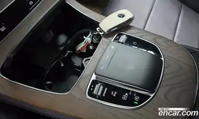 Mercedes-Benz E-Class 2022 2.0 Автомат в Москве № 241566, миниатюра 5