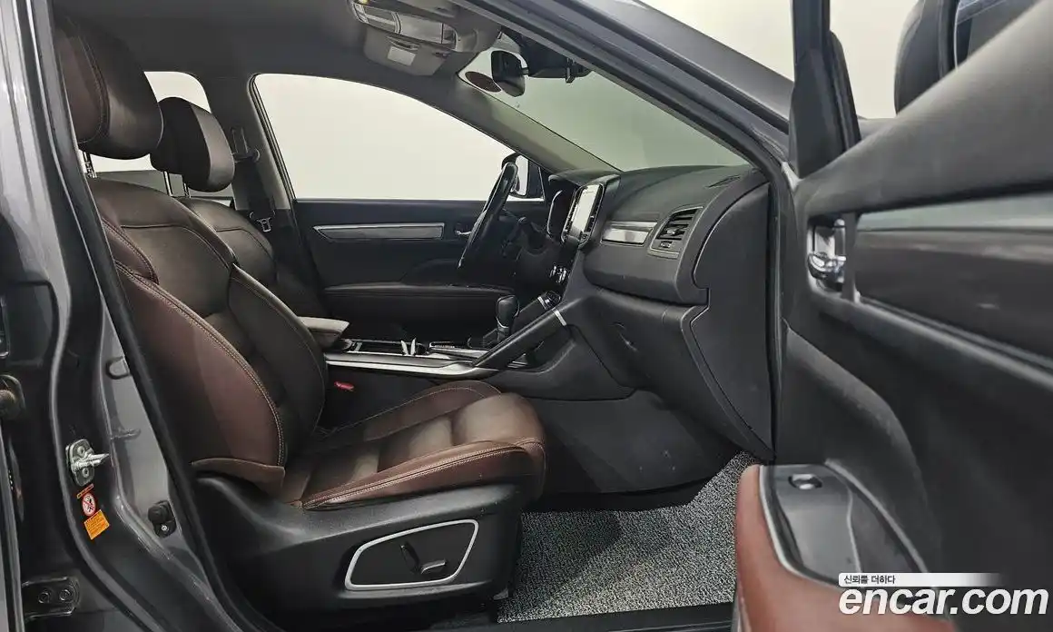 Renault QM6 2020 2.0 Автомат в Москве № 242775, фото 13