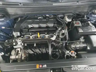 Hyundai Venue 2020 1.6 Автомат в Москве № 245375, миниатюра 6