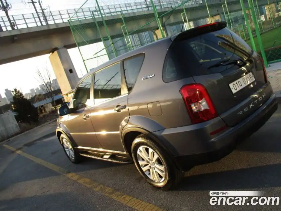 SsangYong Rexton 2016 2.2 Автомат в Москве № 25017, фото 5