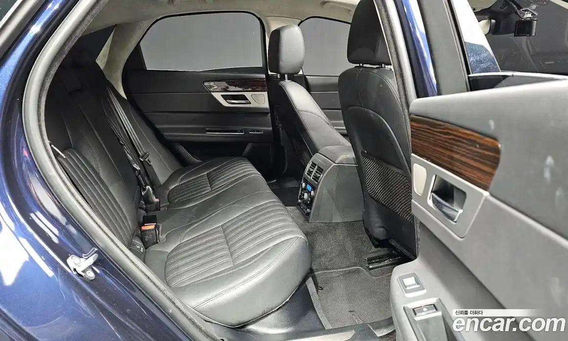 Jaguar XF 2019 2.0 Автомат в Москве № 256065, фото 15