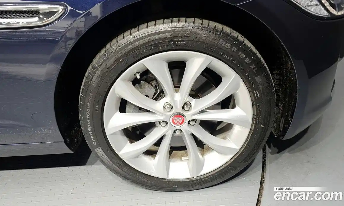 Jaguar XF 2019 2.0 Автомат в Москве № 256065, фото 4