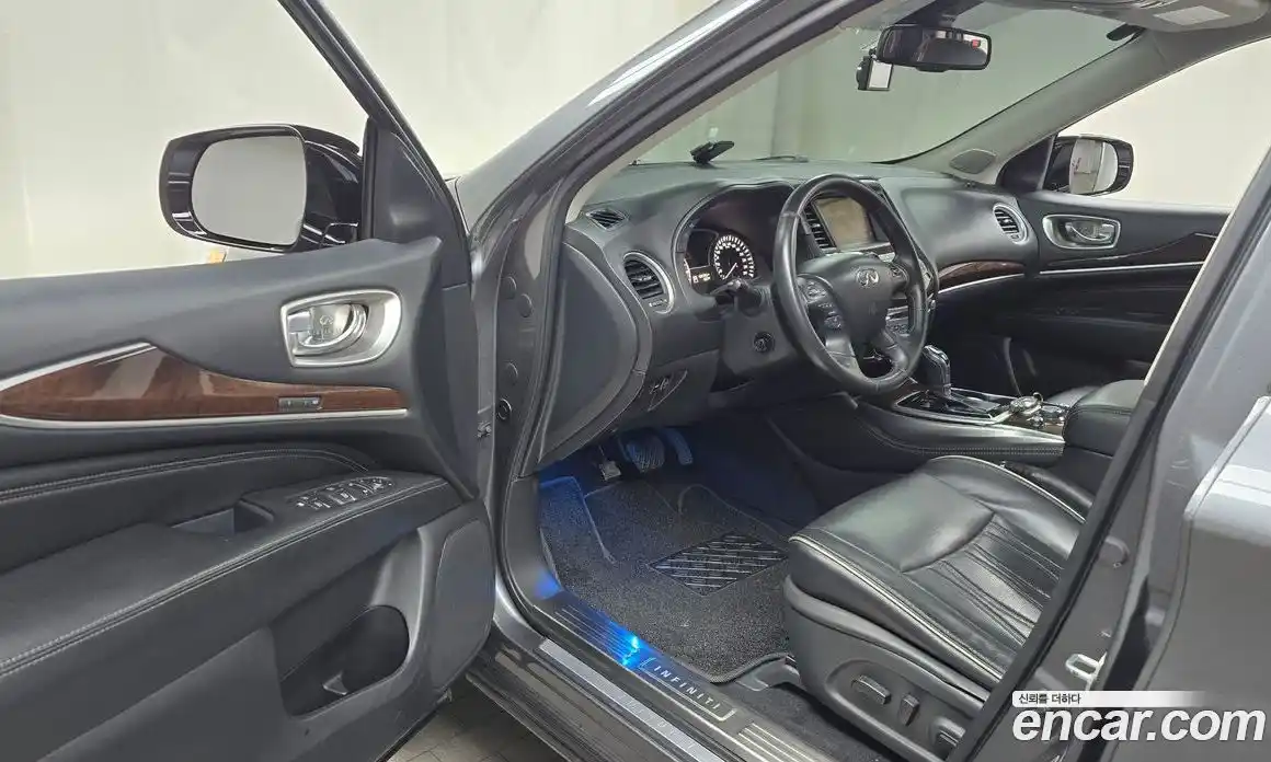 Infiniti QX60 2017 3.5 Автомат в Москве № 256187, фото 11