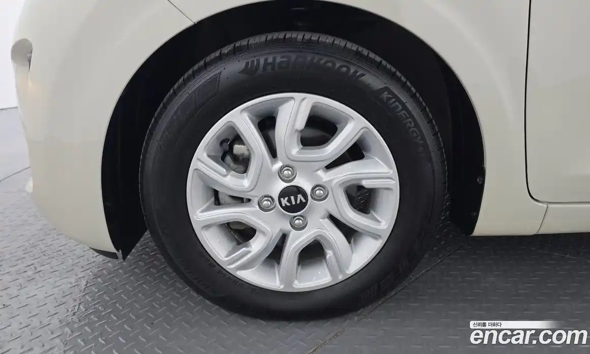 Kia Morning 2020 1.0 Автомат в Москве № 257852, фото 12