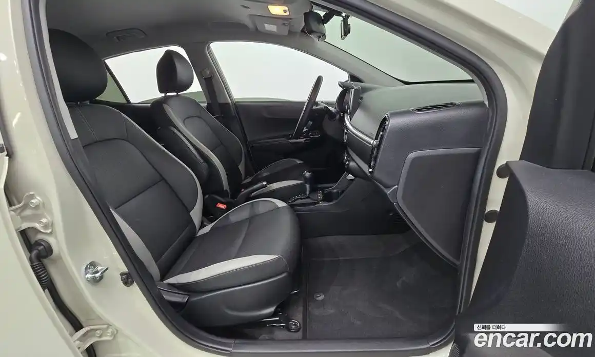 Kia Morning 2020 1.0 Автомат в Москве № 257852, фото 16