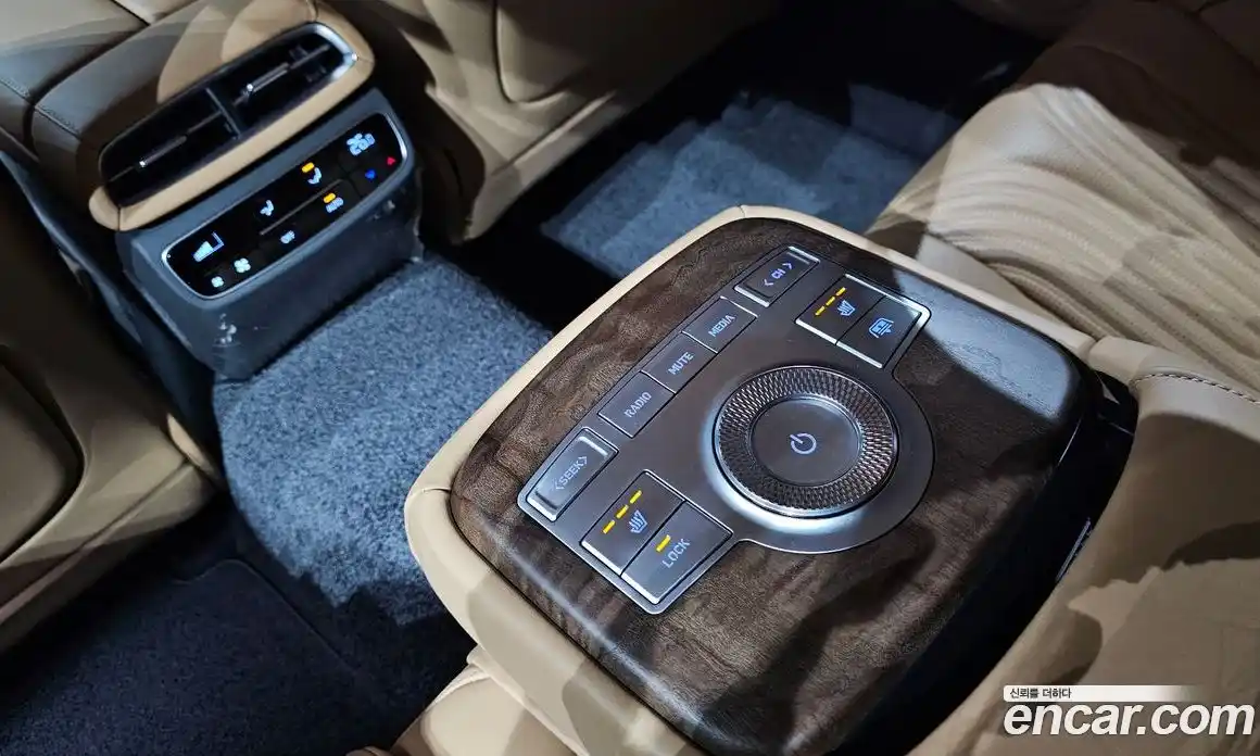 Genesis G80 2022 2.5 Автомат в Москве № 26414, фото 18