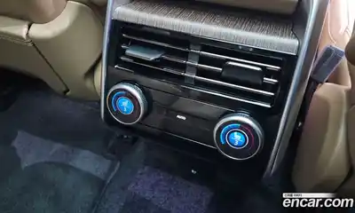 Land Rover Range-Rover 2025 3.0 Автомат в Москве № 271135, миниатюра 11