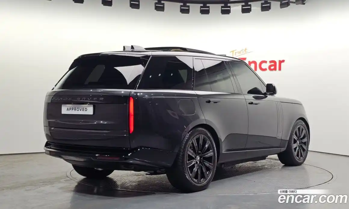 Land Rover Range-Rover 2025 3.0 Автомат в Москве № 271135, фото 12