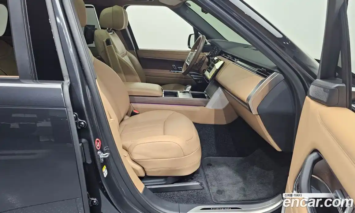 Land Rover Range-Rover 2025 3.0 Автомат в Москве № 271135, фото 17