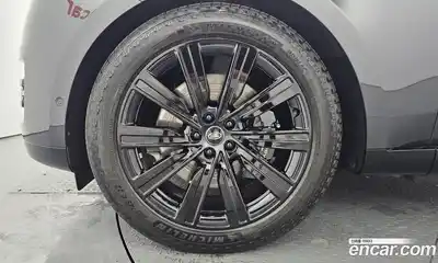 Land Rover Range-Rover 2025 3.0 Автомат в Москве № 271135, миниатюра 5