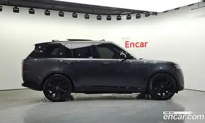 Land Rover Range-Rover 2025 3.0 Автомат в Москве № 271135, миниатюра 9