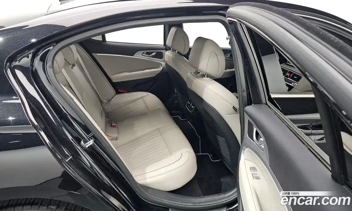 Genesis G70 2022 2.0 Автомат в Москве № 27790, фото 11