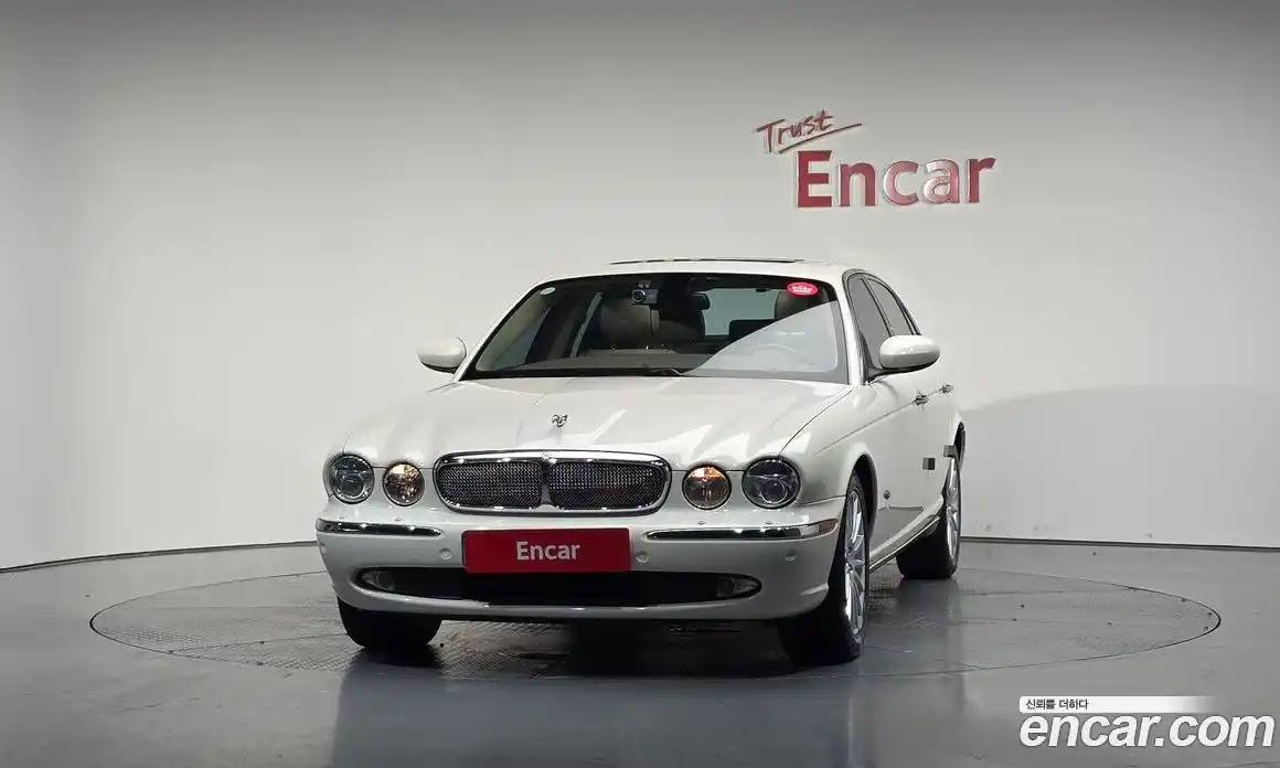 Jaguar XJ 2007 2.7 Автомат в Москве № 283861, фото 16