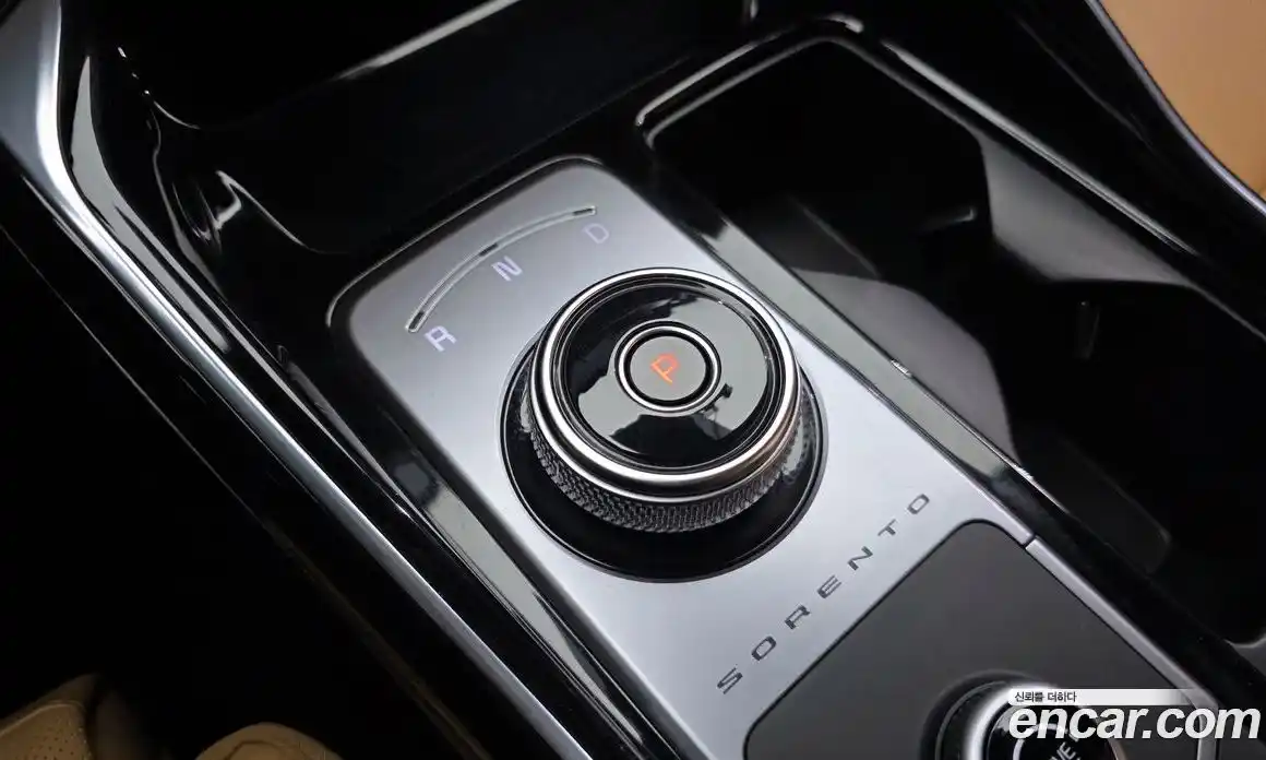 Kia Sorento 2022 1.6 Автомат в Москве № 287692, фото 16