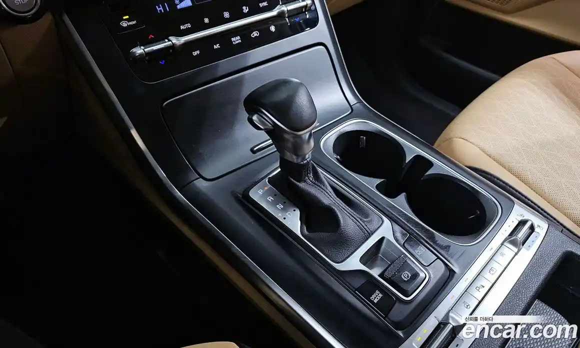 Kia Canival 2021 2.2 Автомат в Москве № 287848, фото 1