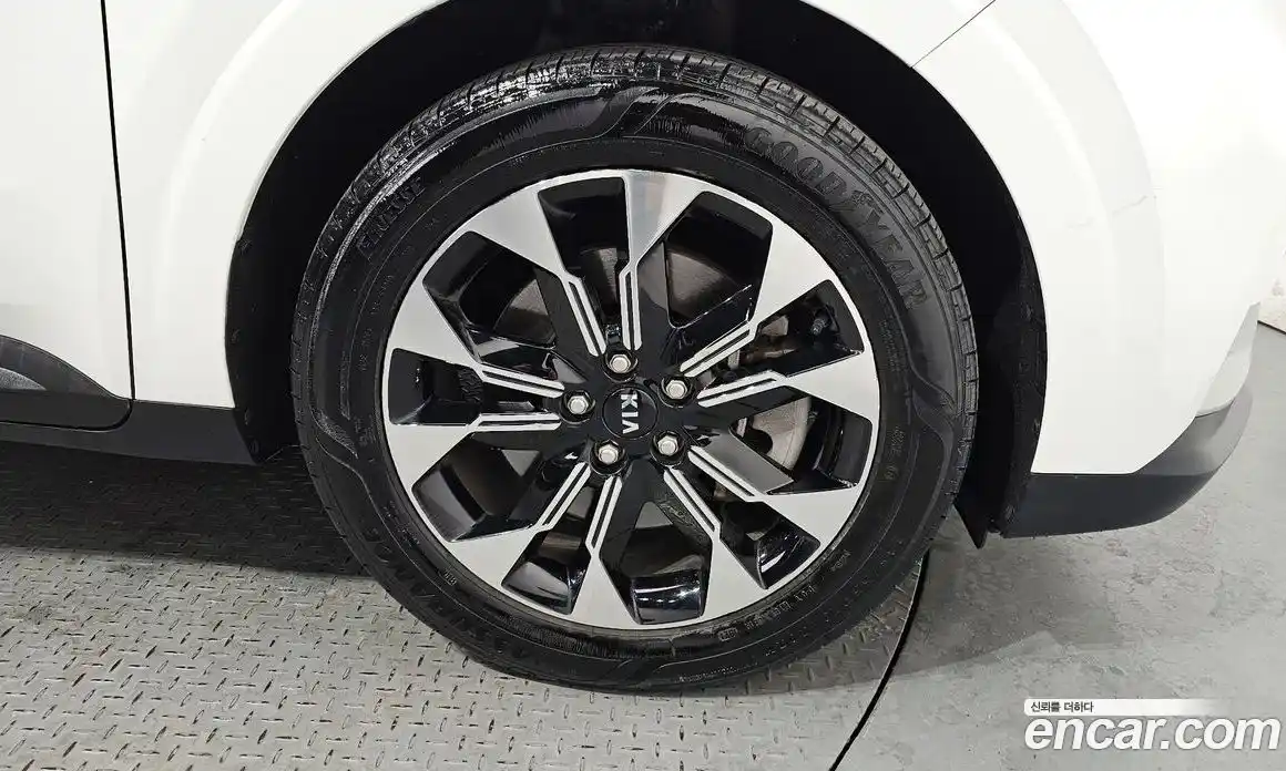 Kia Canival 2021 2.2 Автомат в Москве № 287848, фото 17