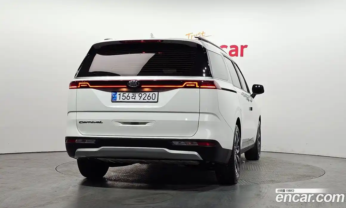 Kia Canival 2021 2.2 Автомат в Москве № 287848, фото 19