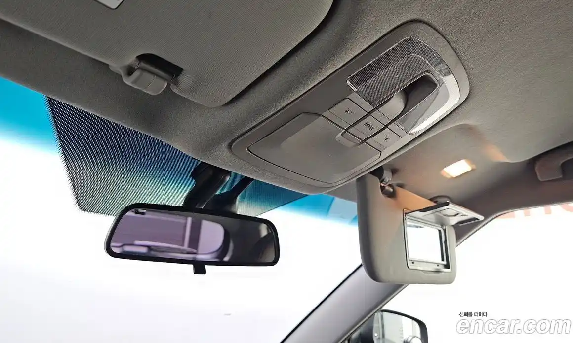 SsangYong TIBOLI 2016 1.6 Автомат в Москве № 291169, фото 15