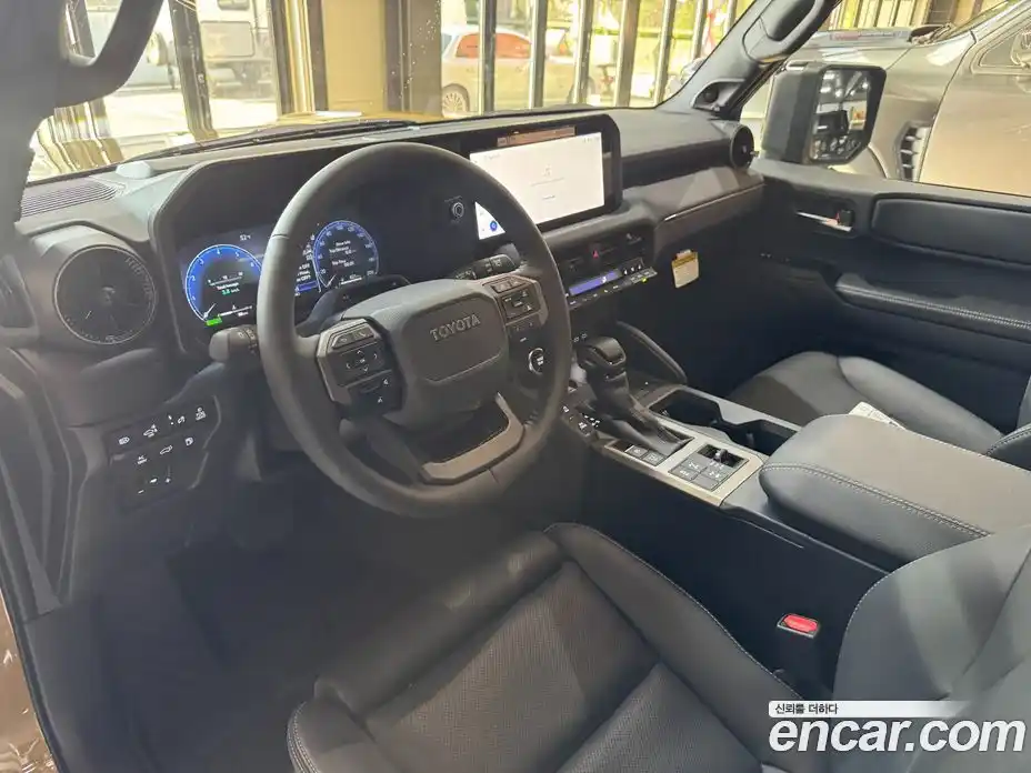 Toyota Land Cruiser 2025 2.4 Автомат в Москве № 294951, фото 7